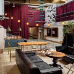 Die Lounge mit Küche kann von allen im Haus arbeitenden benutzt werden.