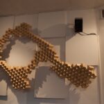 Die hintere Control-Room Wand verbirgt Bassfallen, Kabelwege und die Belüftungsanlage.