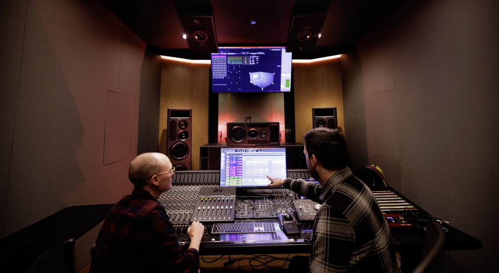 Dolby-Atmos_02_Crafted-in-a-Mercedes_InterscopeRecords Dolby Atmos crafted in a Mercedes at Interscope Records.