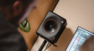 Palmer Orbit Studiomonitor im Test in Sound&Recording 1/26