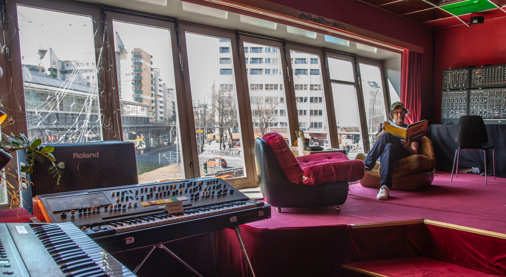 Blick ins Synthesizer Museum Berlin