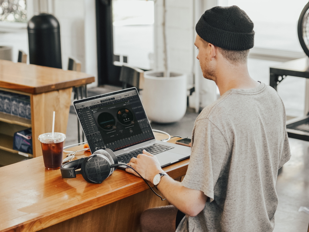 Kopfhörer als Studio: Interview mit Martin Stahl von beyerdynamic