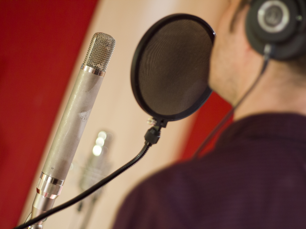 AKG C12 im großen Mikrofon-Special in der Sound&Recording 3/26