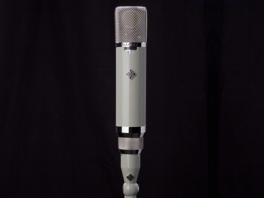 Telefunken ELA M 251 im großen Mikrofon-Special in der Sound&Recording 3/26